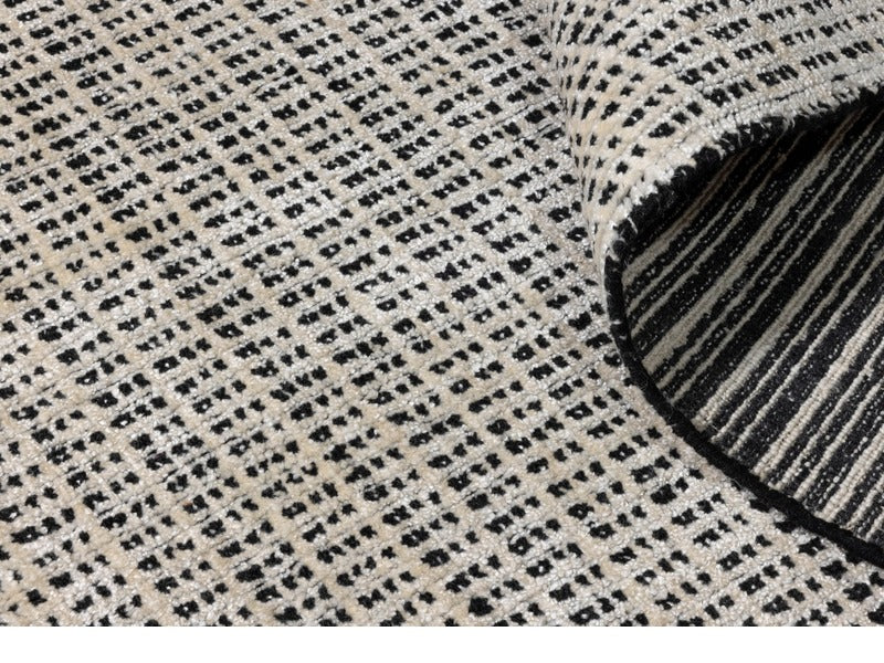 שטיח 04 SILKON שחור שנהב